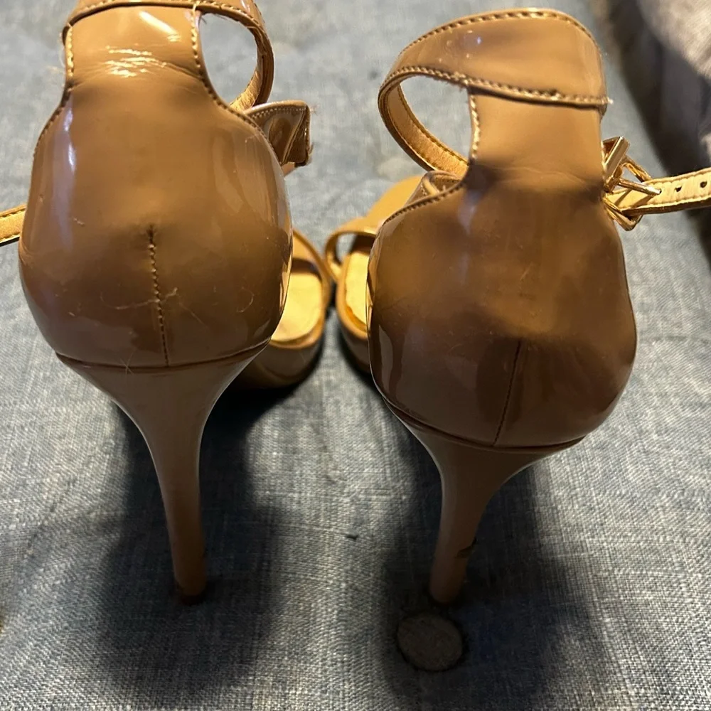 Jessica Simpson Rayli Heels - Picture 4 of 5